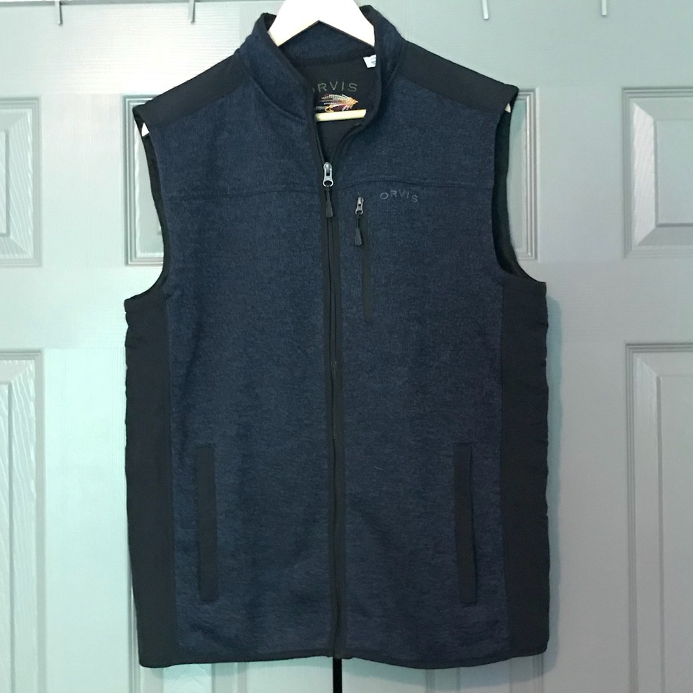 Men’s navy/black size Large vest EUC